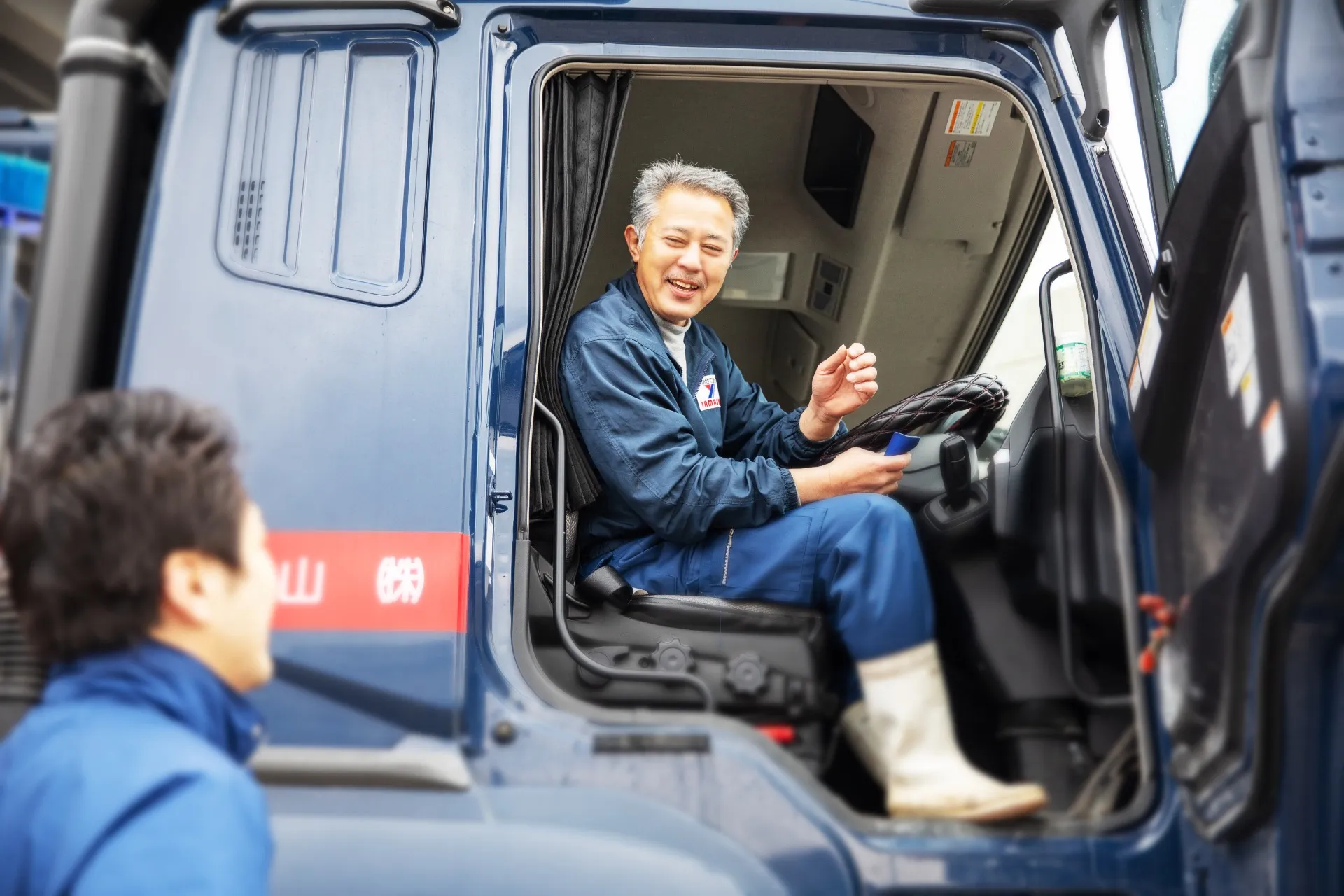 ドライバーとして鹿児島県鹿屋市の大型ドライバーでルート配送に携わるやりがいと日常の魅力を徹底解説